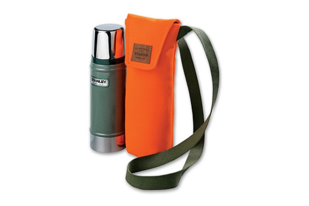 Filson x Stanley Bottle and Carrier Combo | Hypebeast