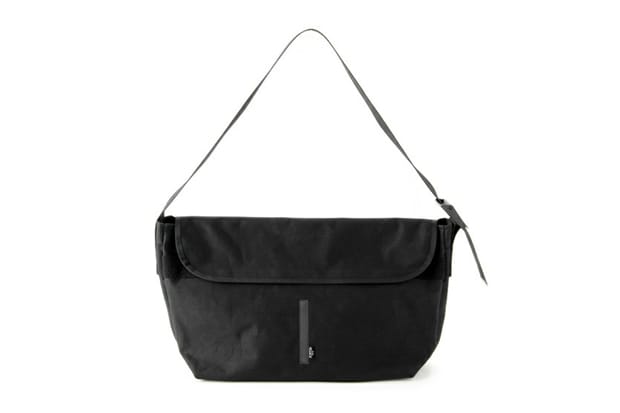 Hypebeast messenger bag hot sale