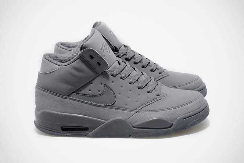 Nike air flight clearance classic black and white