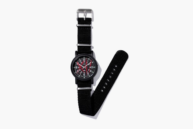 Часы SWAGGER x Timex, посвященные 12-летию