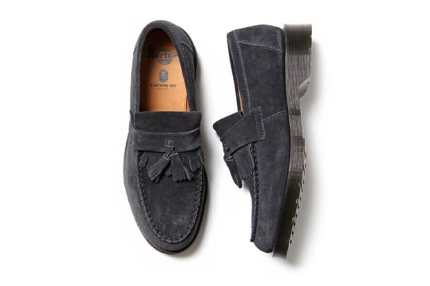 靴 A BATHING APE BEIGE TASSEL LOAFER The Split Toe Tassel Loafer in Antique Tan and Cream - The