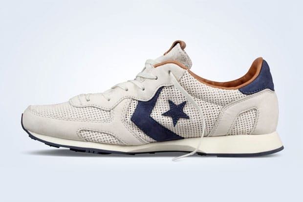 Converse auckland shop racer distressed ox