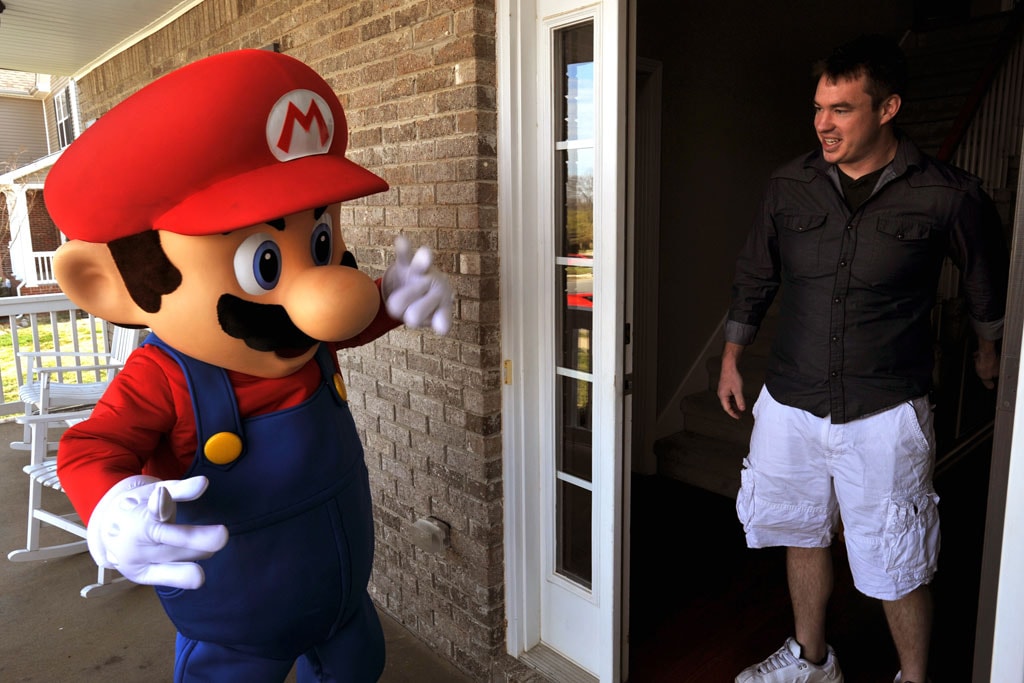 Nintendo представляет реальный Mario Kart победителю GameStop