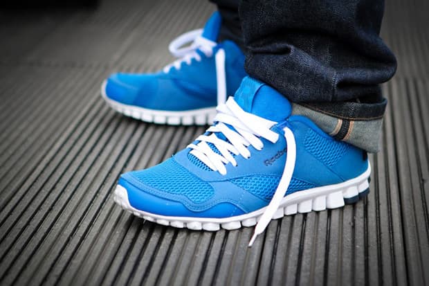 reebok classic mens foot locker