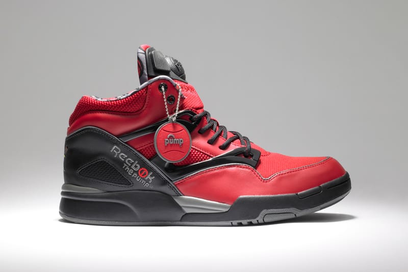 Reebok pump omni lite hot sale deadpool