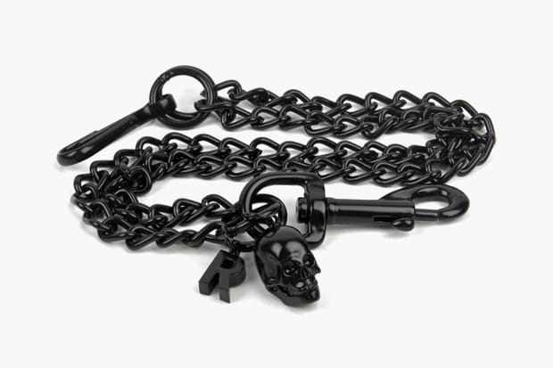 Raf Simons Black Skull Keychain | Hypebeast