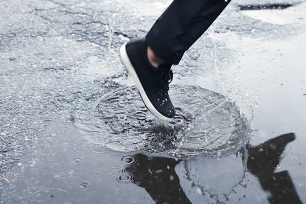 OUTLIER Supermarine Rain Pant | Hypebeast