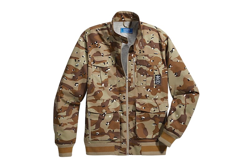 Adidas originals tiger on sale camouflage windbreaker jacket