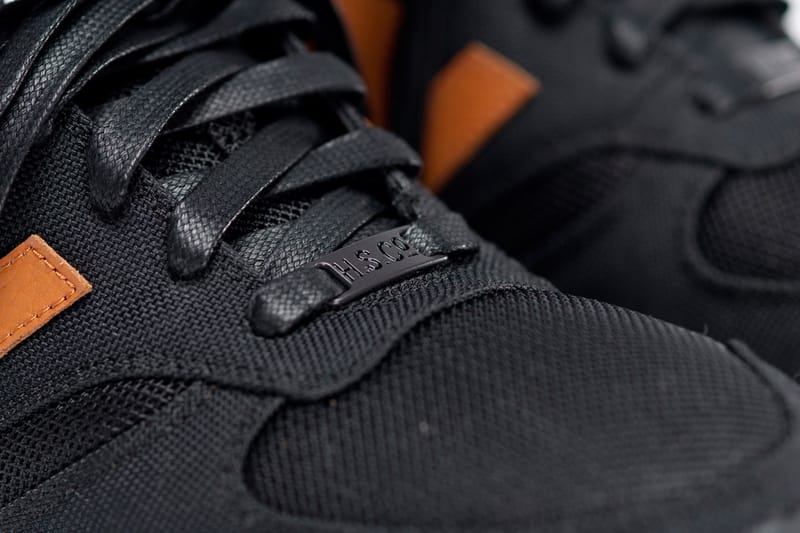 New balance hotsell x herschel black