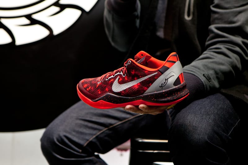 Kobe sales cobra shoes