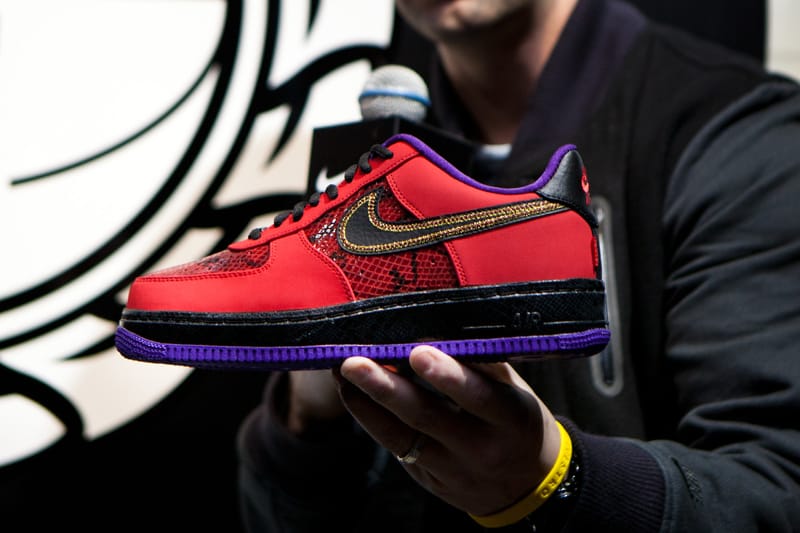 Air force 1 outlet year of the snake