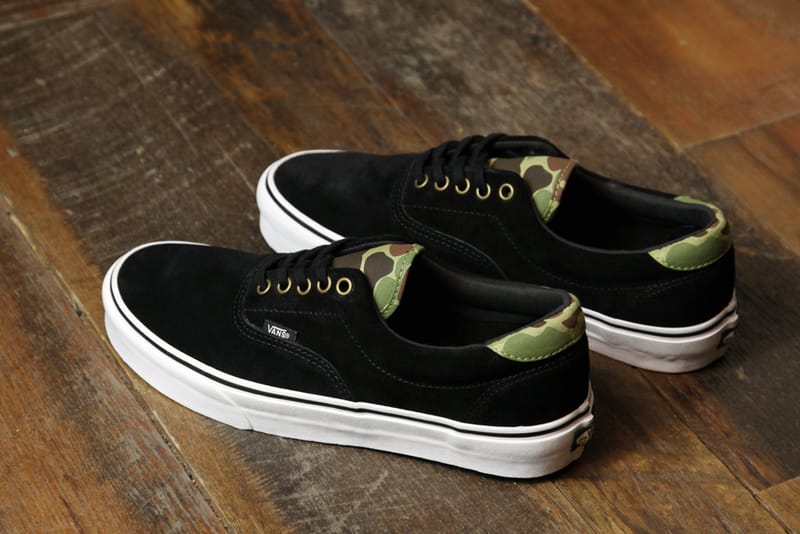 Black shop camo vans