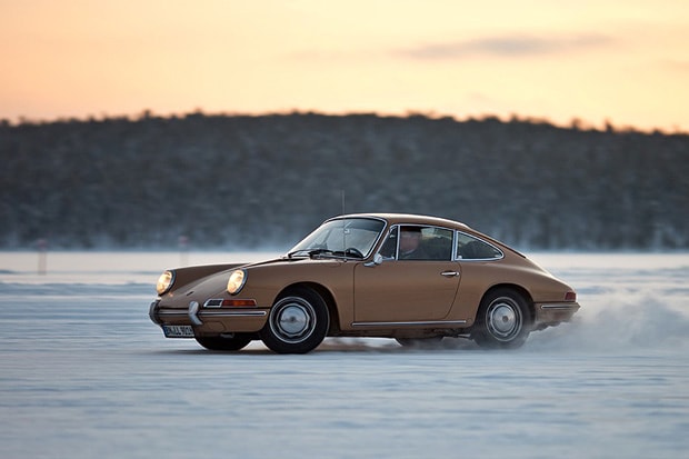 Исследуйте норвежский мыс Нордкап на классическом Porsche 911.