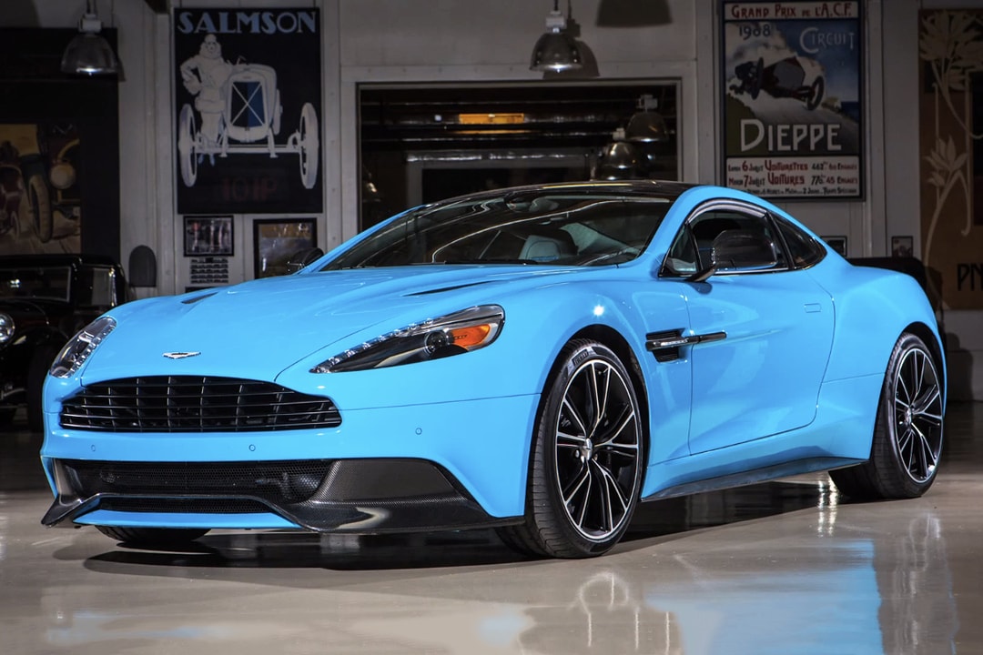 Джей Лено демонстрирует Aston Martin Vanquish 2014 года