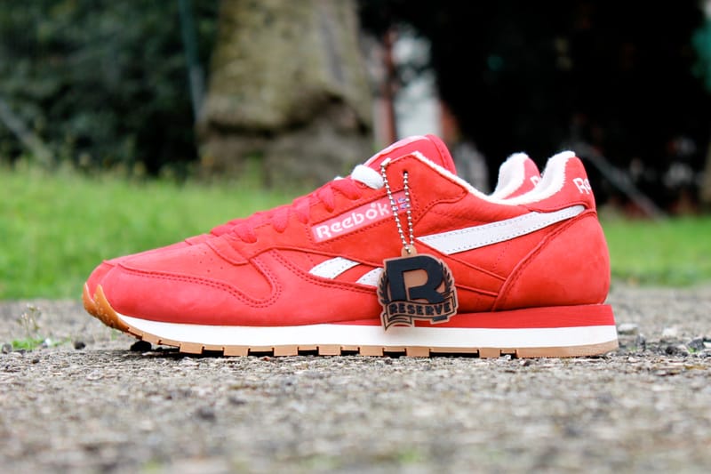 Reebok on sale red suede