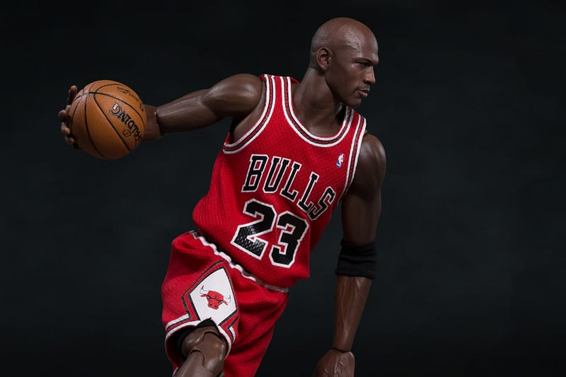 Michael Jordan 1/6 フィギュア Amazon | メディコム・トイ MAFEX マフェックス No.255 Michael