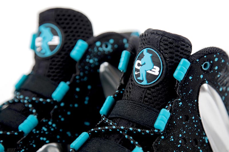 Nike Barkley Posite Max Silver/Gamma Blue | Hypebeast