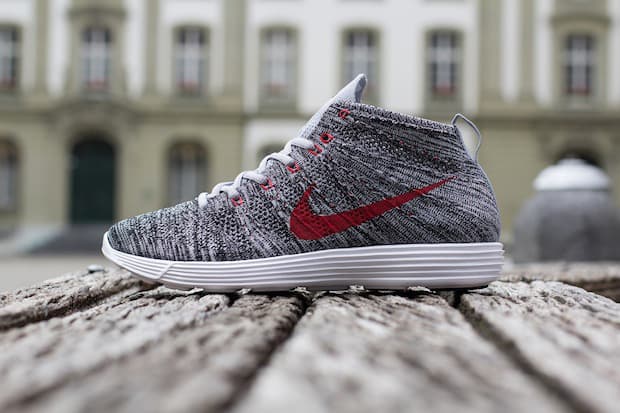 nike flyknit chukka wolf grey