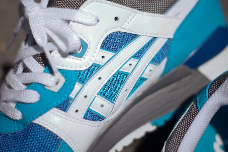 asics gel lyte iii blue and white