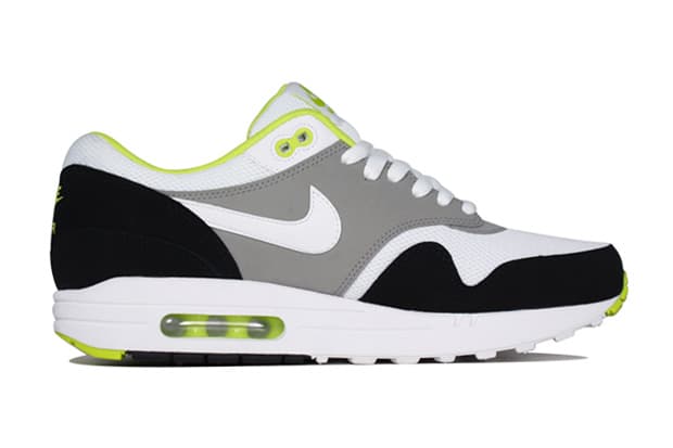 air max 1 white black grey