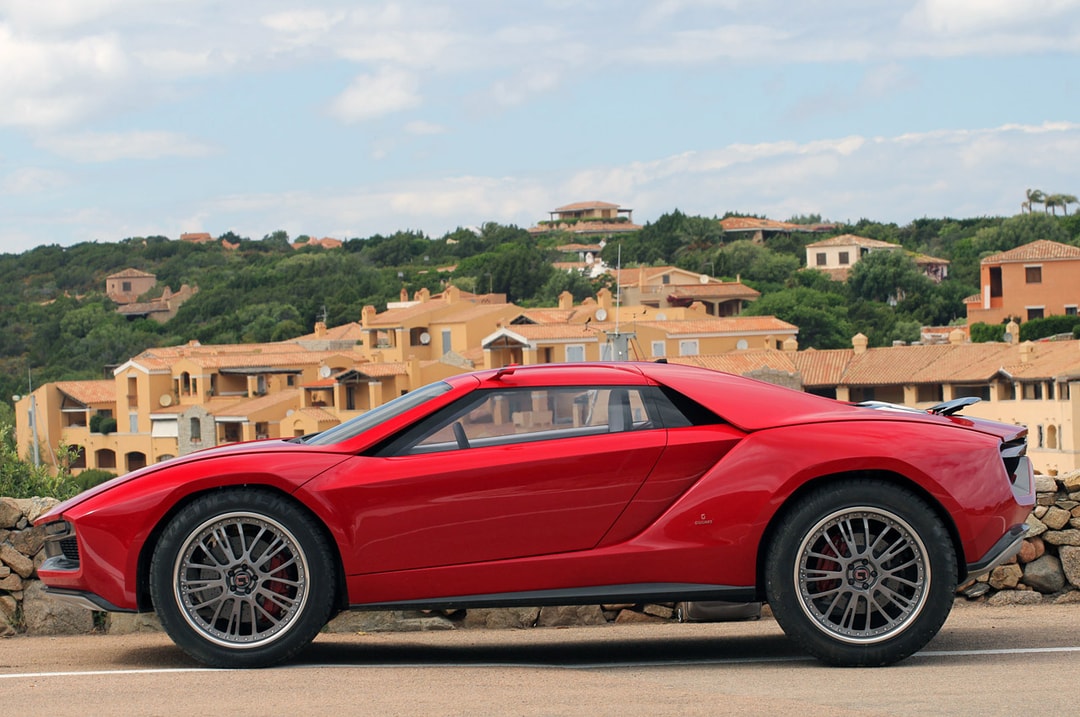 Концепт Italdesign Giugiaro Parcour