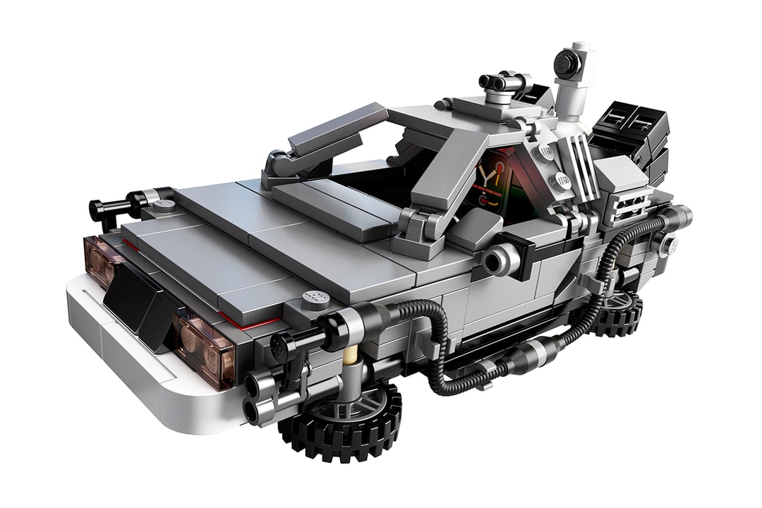 LEGO представляет набор машин времени «Назад в будущее»