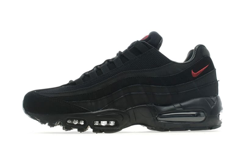 Black and red nike air store max 95