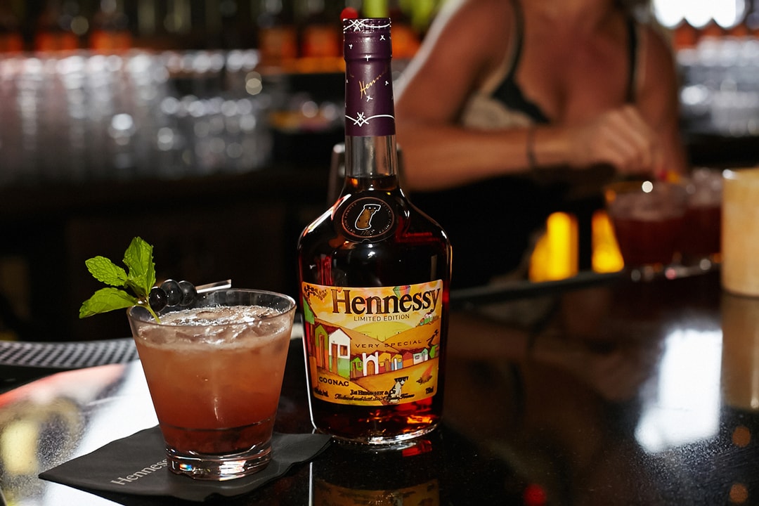Hennessy представляет особую бутылку ограниченной серии от OSGEMEOS
