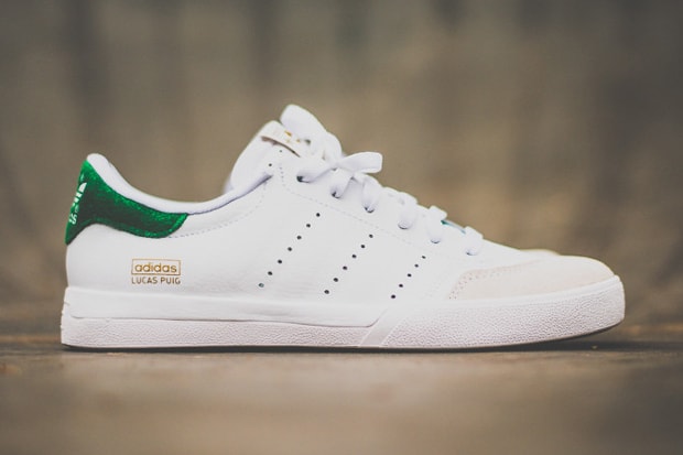 stan smith skateboarding