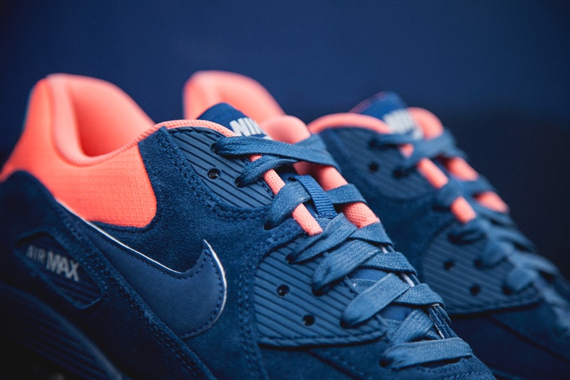 pink and blue air max