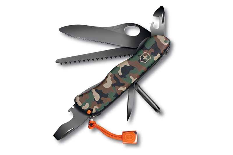 Swiss army best sale knife camouflage