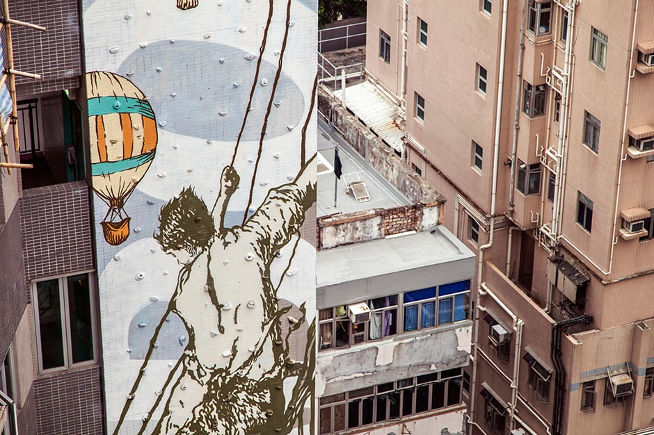 ЦИРКЛ.  Красит фреску «Поднимитесь выше» в Гонконге