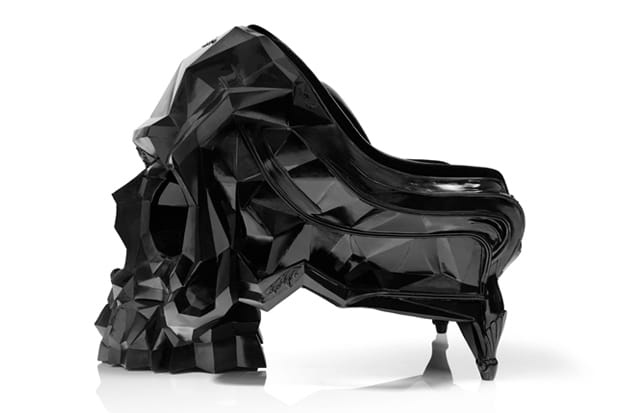 Black deals skull chair