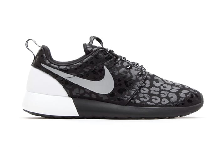 Nike roshe run leopard on sale