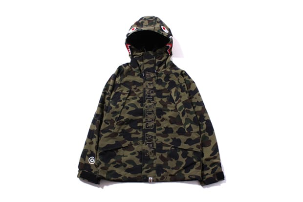 A Bathing Ape 1ST CAMO SHARK SNOW BOARD JACKET | Hypebeast