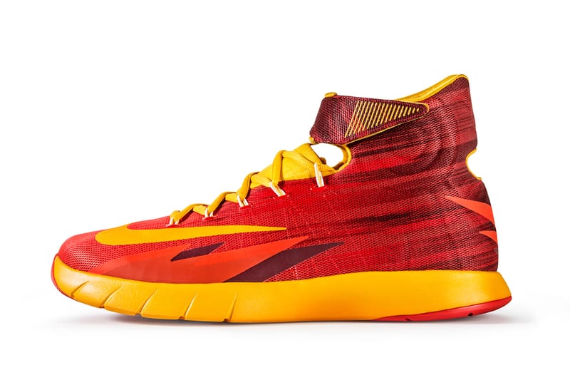 Kyrie 4 store nike zoom hyperrev