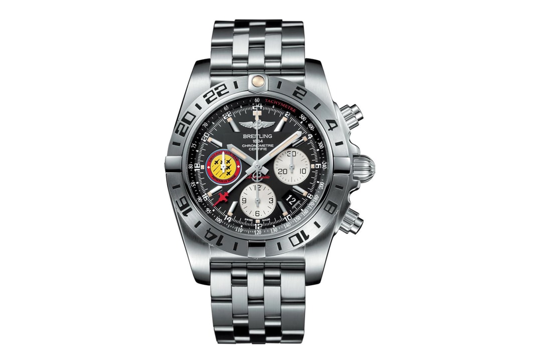 Breitling Chronomat 44 GMT Patrouille Suisse, 50-летие