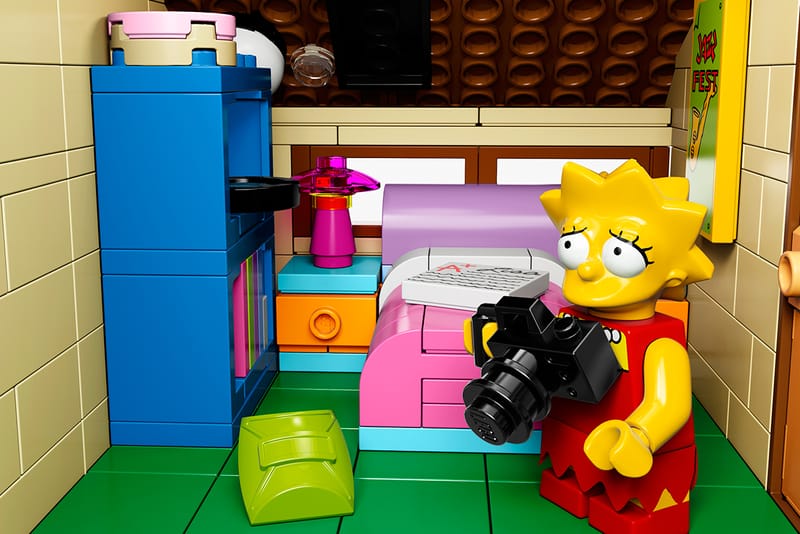 Lego simpsons house retail hot sale price