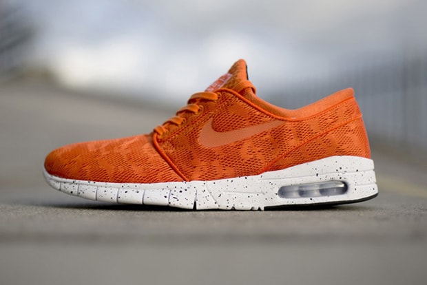 janoski max orange