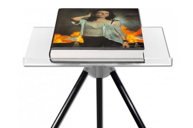 Книга TASCHEN Энни Лейбовиц размера СУМО