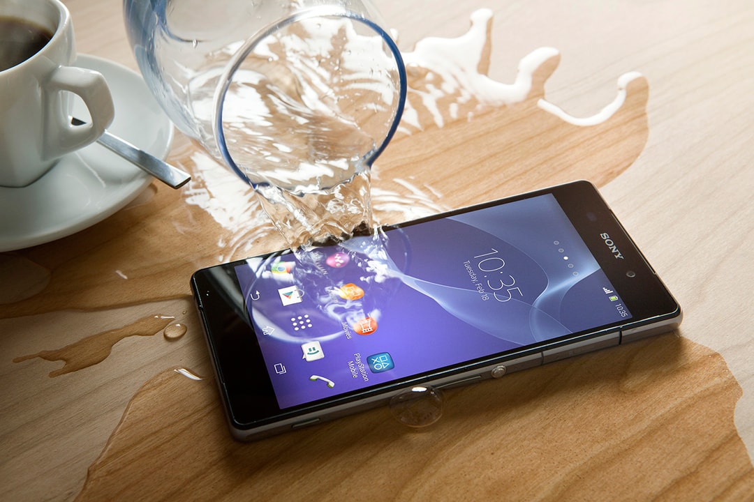 Водонепроницаемый смартфон Sony Xperia Z2