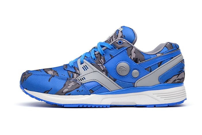 Blue clearance reebok pumps