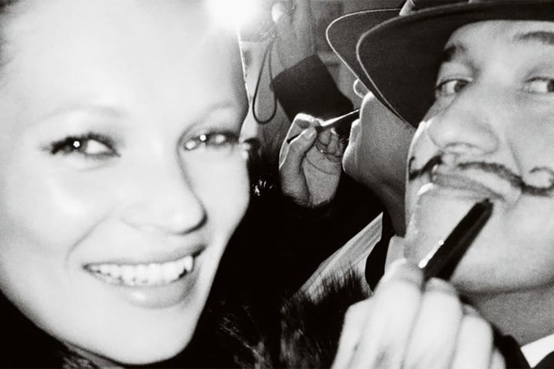 mario testino 洋書写真集　ケイトモス Amazon.com: Kate Moss by Mario Testino: 9783836597913