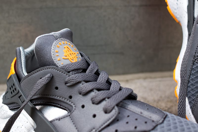 Nike huarache 2025 cool grey mango