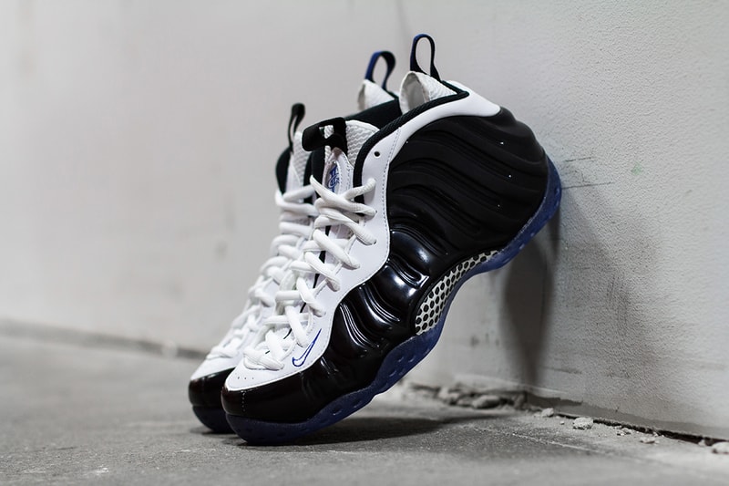 foamposites white and black