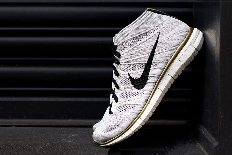 Nike flyknit white and gold hotsell