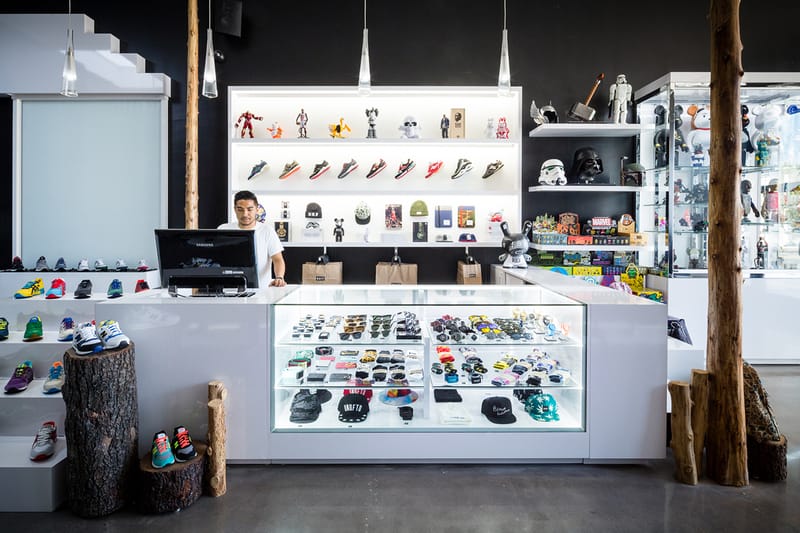 Melrose avenue sneaker on sale stores