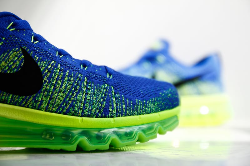 Air max best sale flyknit blue