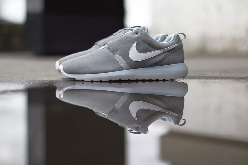 Roshe hotsell run grey