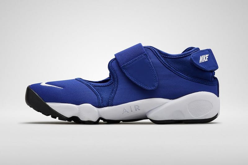 Nike air shop rift navy white